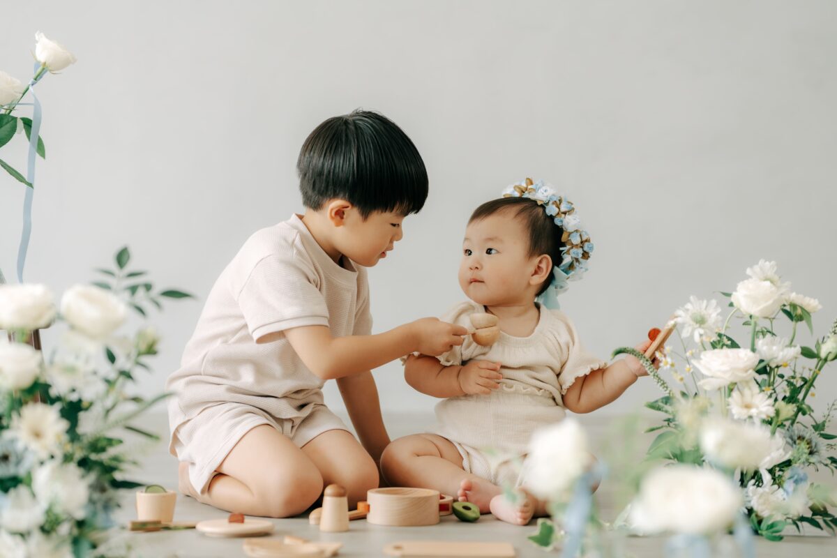 奈良市内にある、フォトスタジオスーベニアスタジオの家族写真・ファミリーフォト・バースデーフォト・七五三・ニューボーンフォト・ハーフバースデーフォト