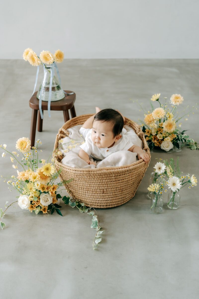 奈良市内にある、フォトスタジオスーベニアスタジオの家族写真・ファミリーフォト・バースデーフォト・七五三・ニューボーンフォト・ハーフバースデーフォト