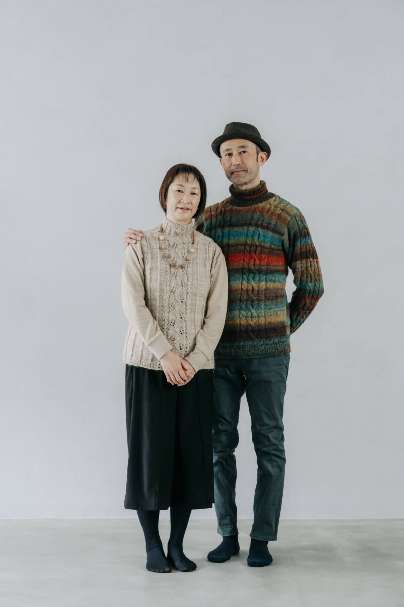 家族が集まったら家族写真撮りませんか? 奈良市内にある、フォトスタジオスーベニアスタジオの家族写真・ファミリーフォト・バースデーフォト・七五三・ニューボーンフォト・ハーフバースデーフォト、マタニティーフォト