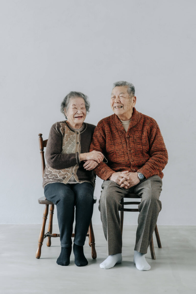 家族が集まったら家族写真撮りませんか? 奈良市内にある、フォトスタジオスーベニアスタジオの家族写真・ファミリーフォト・バースデーフォト・七五三・ニューボーンフォト・ハーフバースデーフォト、マタニティーフォト